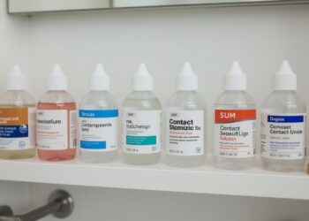 All-in-One Kontaktlinsenlösung: Wie sie funktioniert, für wen sie passt