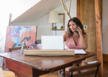 Online-Marketing für Selbstständige: Wann lohnt eine Agentur?
